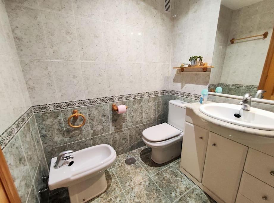 1ª Linea Del Mar 2 Habitaciones 2 Banos, Parking Subterraneo Incluido, Mascotas El Campello Εξωτερικό φωτογραφία