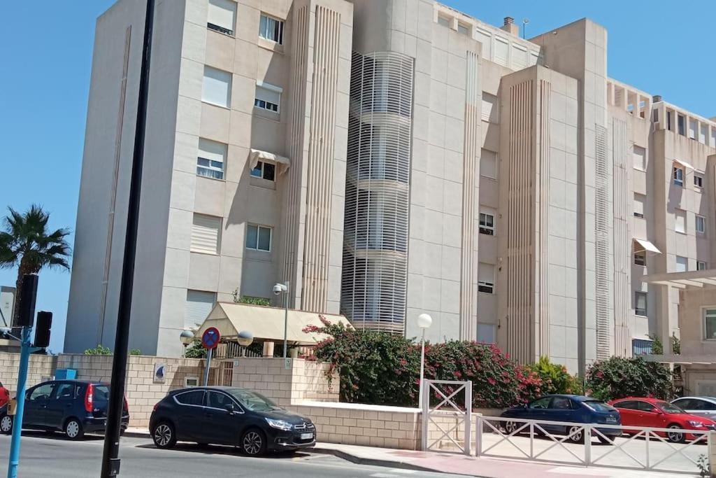 1ª Linea Del Mar 2 Habitaciones 2 Banos, Parking Subterraneo Incluido, Mascotas El Campello Εξωτερικό φωτογραφία