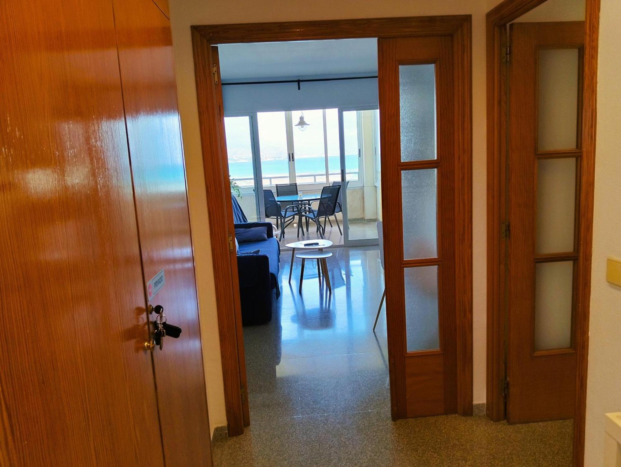 1ª Linea Del Mar 2 Habitaciones 2 Banos, Parking Subterraneo Incluido, Mascotas El Campello Εξωτερικό φωτογραφία