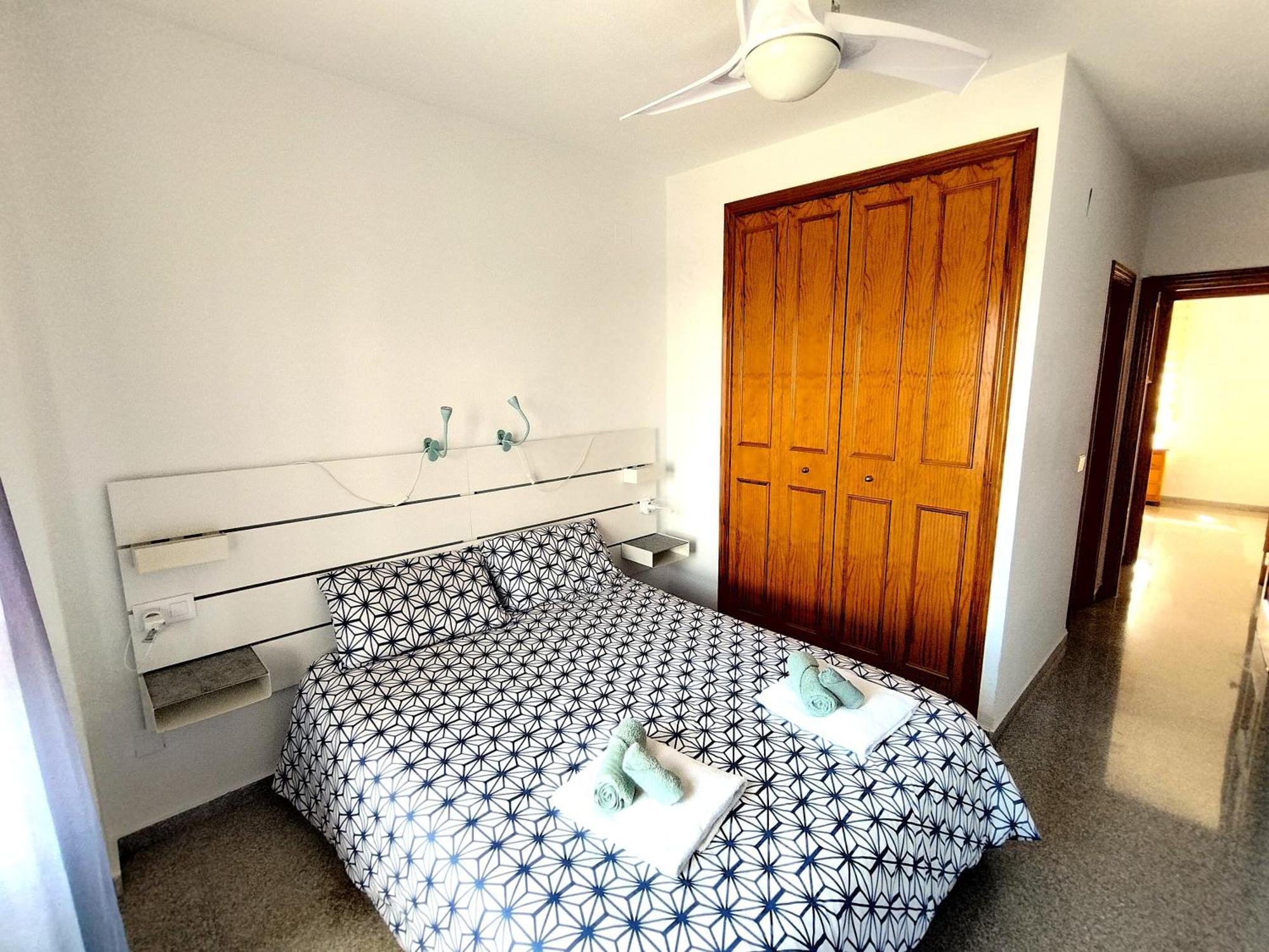 1ª Linea Del Mar 2 Habitaciones 2 Banos, Parking Subterraneo Incluido, Mascotas El Campello Εξωτερικό φωτογραφία